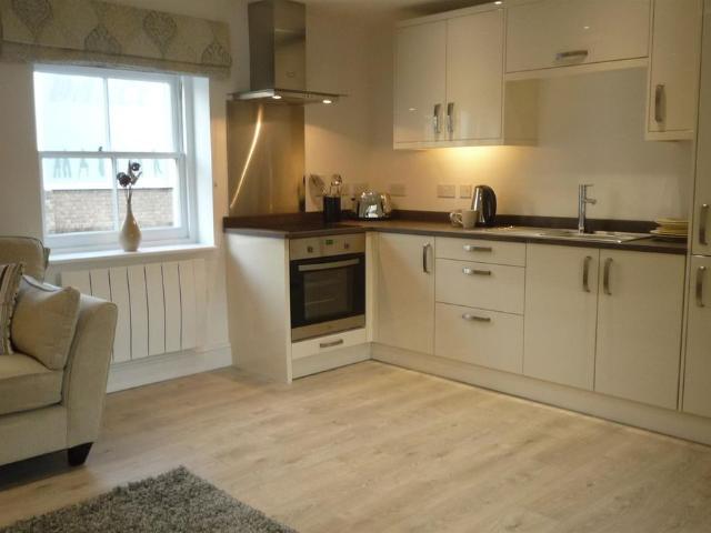19 Burberry Court, Ely CB6, 1 bed flat to rent, £900 pcm | PrimeLocation