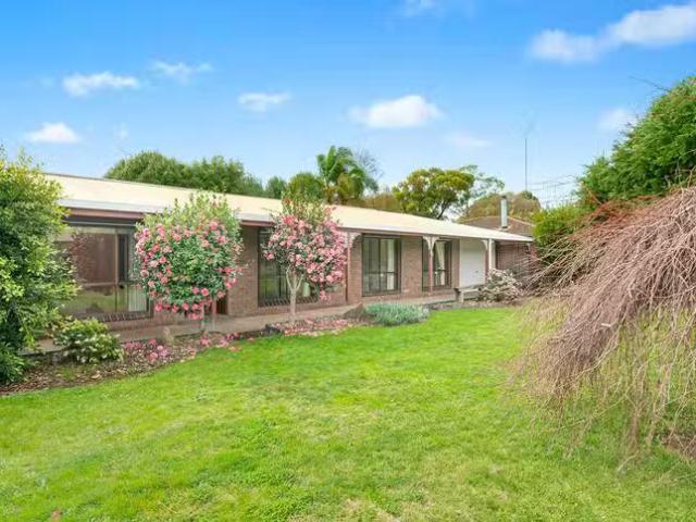 19 Buronga Avenue, Mount Gambier, SA 5290