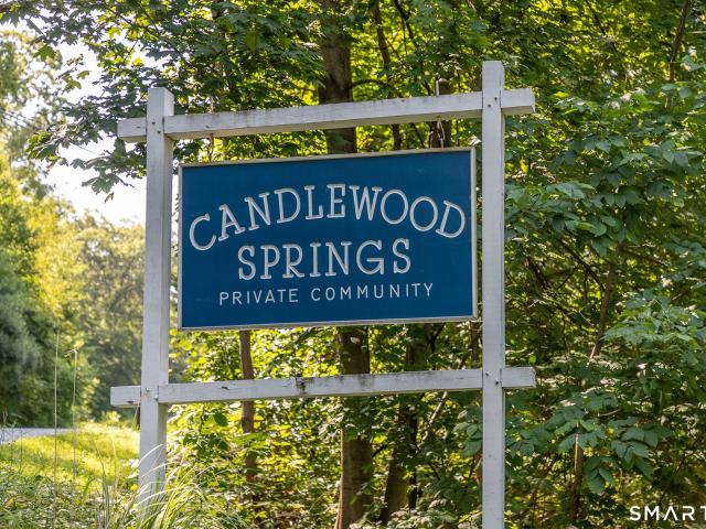 19 Candlewood Springs, New Milford, US, CT