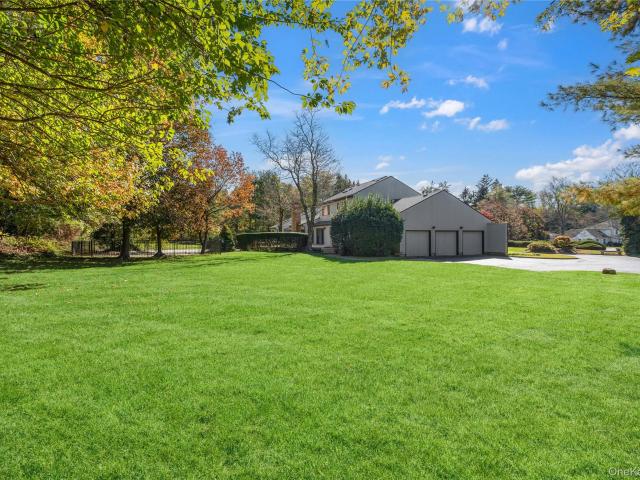 19 Carlisle Drive