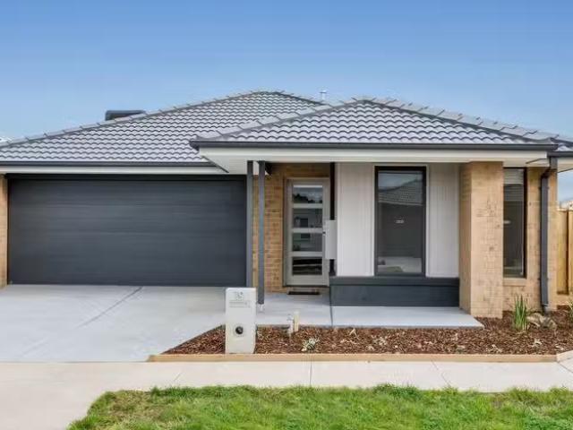 19 Colmar Street, Lara, VIC 3212 House for Rent