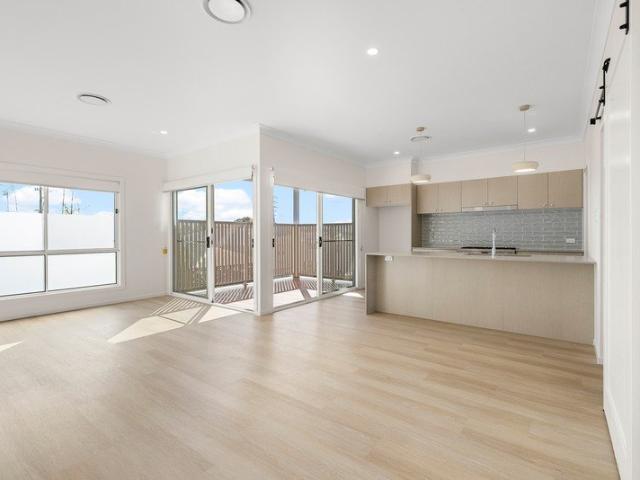 19 Cumbalum Street, Hemmant, QLD | Brand new four bedroom family home offering premium finishes, ducted comfort, and effortless modern living