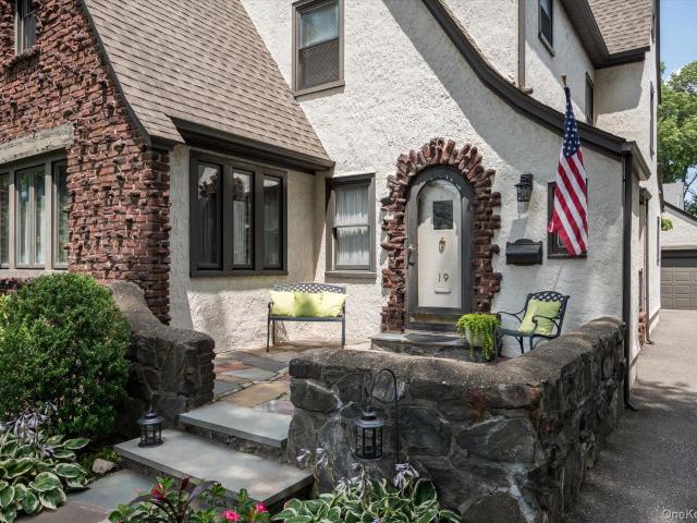 19 Cypress Street