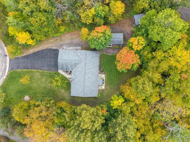 19 Deblock Drive NW