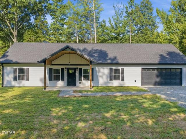 19 Dobson Ave, Camden, TN 38320