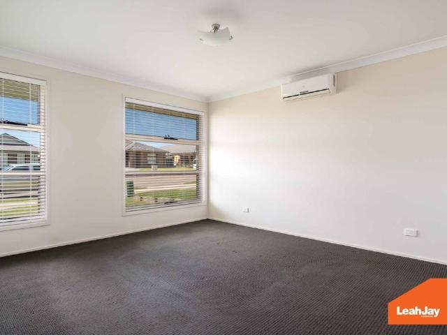 19 Dragonfly Drive, Chisholm NSW 2322