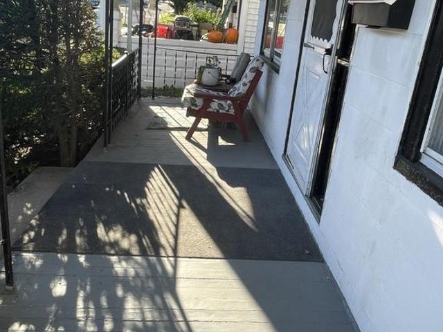 19 E Summit Street