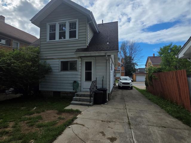 19 E 30TH Street