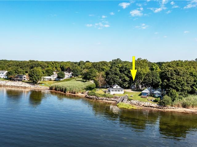 19 East Andrew Comstock Road