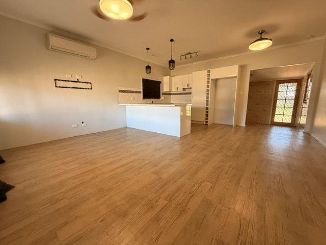 19 Edinburgh Tce, Port Augusta SA 5700
