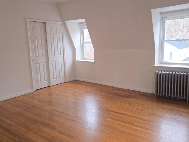 19 Elizabeth St, Unit 4, Port Jervis, NY 12771 | MLS #959570