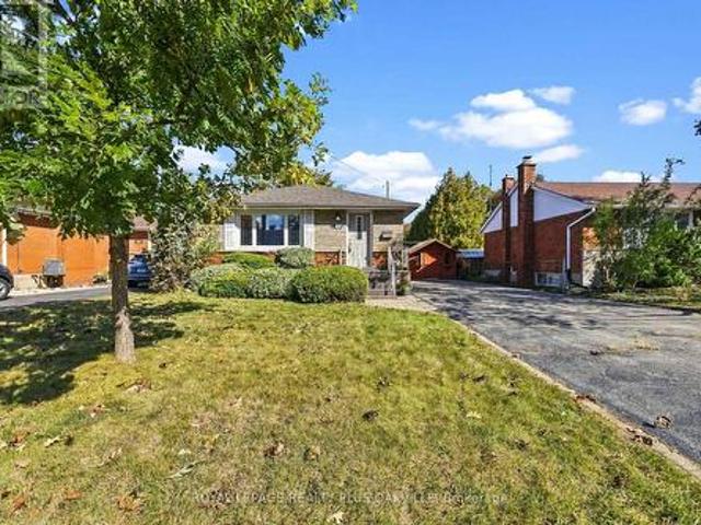 19 Endfield Avenue, Hamilton, ON, L8T 2L3 house for sale | Listing ID X13867 | Royal LePage