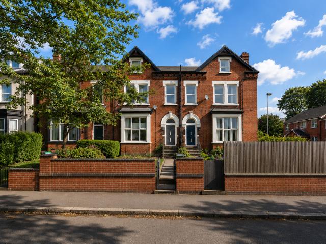 19 Francis Street, Leeds LS7 Studio to rent £750 pcm £173 pw