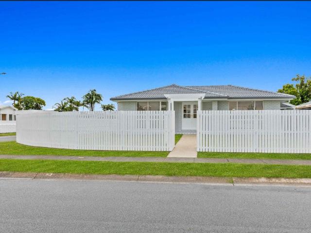 19 Galeen Drive, Burleigh Waters, QLD 4220