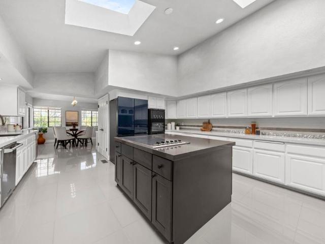 19 Gateview Drive