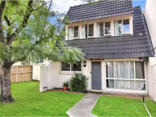 1/9 Gauss Place, Tregear House for rent Listed by C21 The Par.