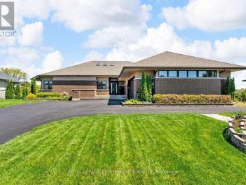 19 George Patrick Drive, South Stormont, ON, K0C 1P0 Luxury House for sale | Listing ID X12769 | Royal LePage Carriage Trade Luxury Properties