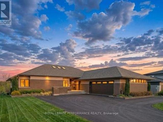 19 George Patrick Drive, South Stormont, ON, K0C 1P0 Luxury House for sale | Listing ID X13618 | Royal LePage Carriage Trade Luxury Properties