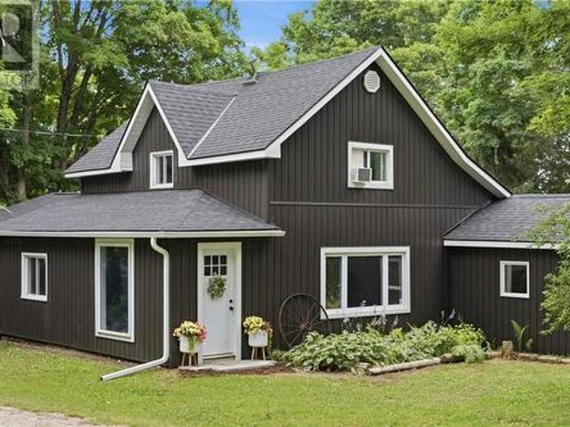 19 Government Road, Tehkummah, ON, P0P 2C0 house for sale | Listing ID 2129 | Royal LePage