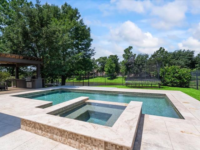 19 Gracenote Pl, Tomball, TX 77375 | MLS #22767