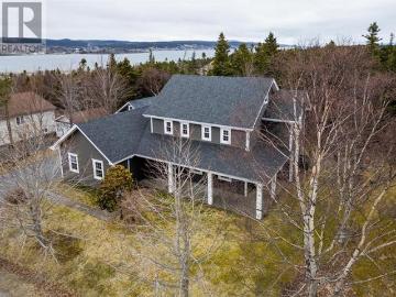 House for sale in French Island - Fireplace