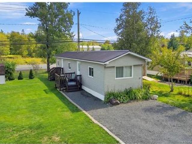 19 Hedgeview Dr, Hanwell, NB, E3B 6R6 house for sale | Listing ID NB147593 | Royal LePage