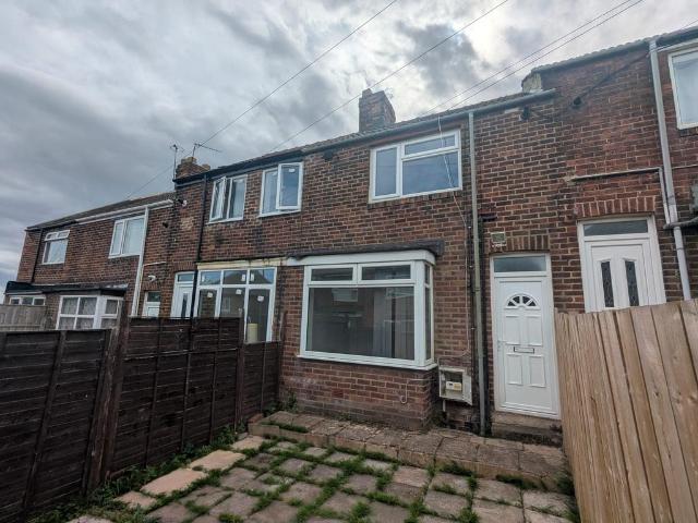 19 Hepscott Avenue, Hartlepool TS27 2 bed terraced house to rent £500 pcm £115 pw