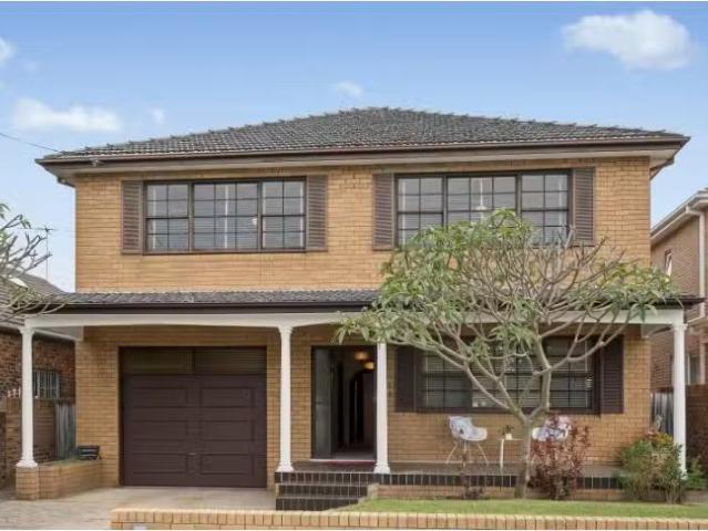 19 Humphrey Street, Rosebery House for rent Listed by Mahsa A.