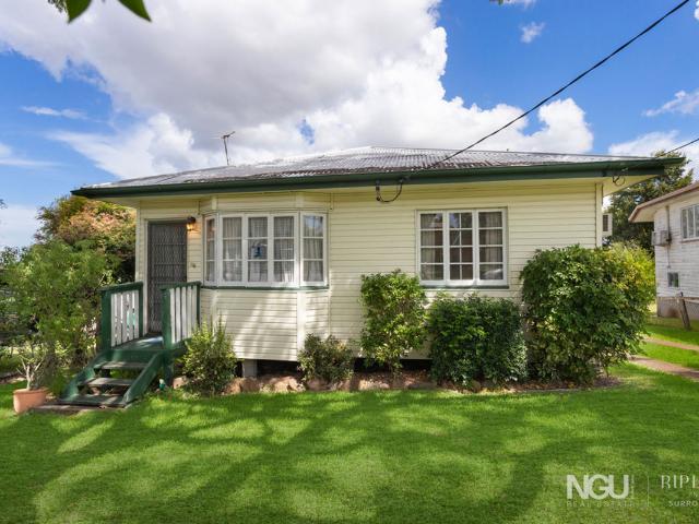 19 Jackson Street, Eastern Heights QLD 4305