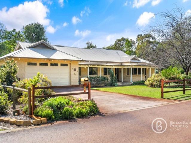 19 Jersey Alley, Bovell