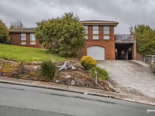 19 Kalina Crescent, PARK GROVE, TAS 7320 House for Rent