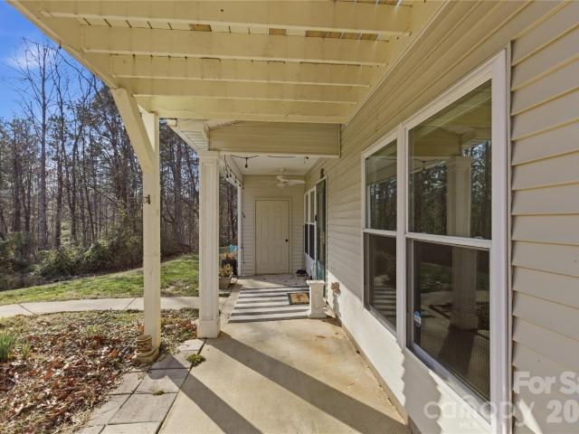 19 Krista Cir, Unit E, Candler, NC 28715 | MLS #4352