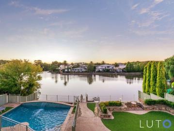 19 Lakeview Gardens  overlooking Lake Jerrabomberra