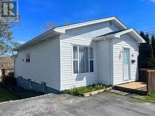 19 Lears Road, Corner Brook, NL, A2H 1W2 house for sale Lis.