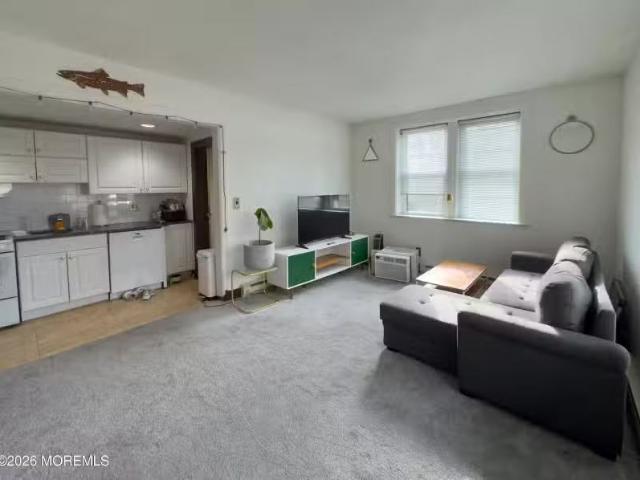 19 Leroy Pl #1E, Red Bank, NJ 07701 MLS 22607342