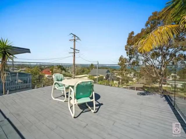 19 Leslie Avenue, GOROKAN House for rent Listed by Craig Andr.