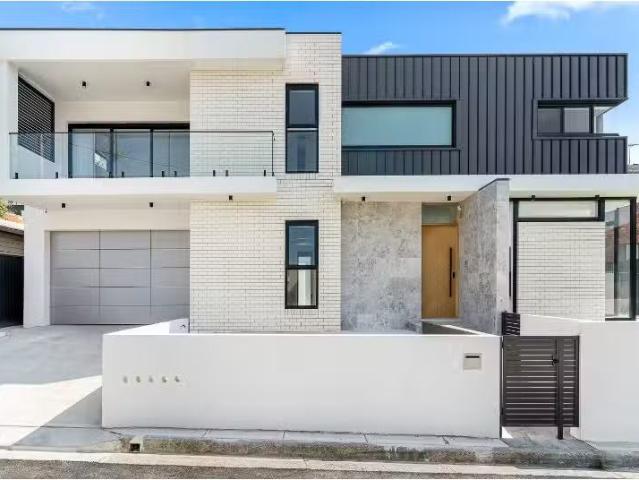 19 Lynwood Lane, Blakehurst House for rent Listed by Stuart T.