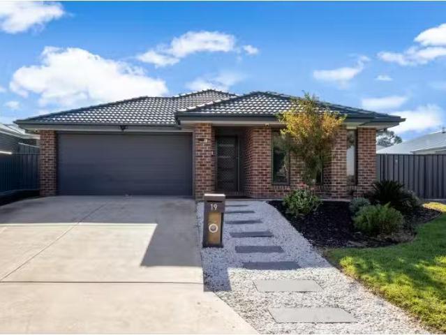 19 Mc Laren Boulevard, Thurgoona Property for rent Listed by.