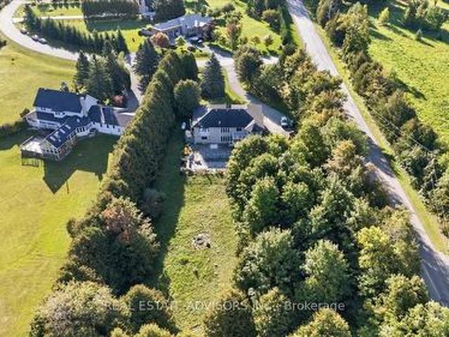 19 Mcconachie Crescent, Caledon, ON, L7K 0B9 house for sale | Listing ID W13821 | Royal LePage