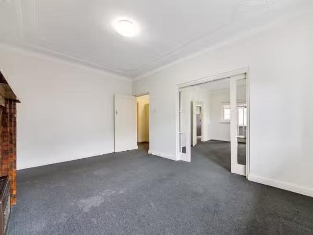 19 Malley Avenue, Earlwood House for rent Listed by Slavica S.