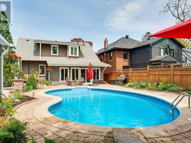 19 Mark Street, Aurora, ON, L4G 1W2 house for sale | Listing ID N14034 | Royal LePage