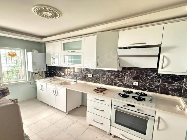19 Mayıs Günsazak Caddesi 3+1 Giriş Kat Teras Balkonlu Kiralık