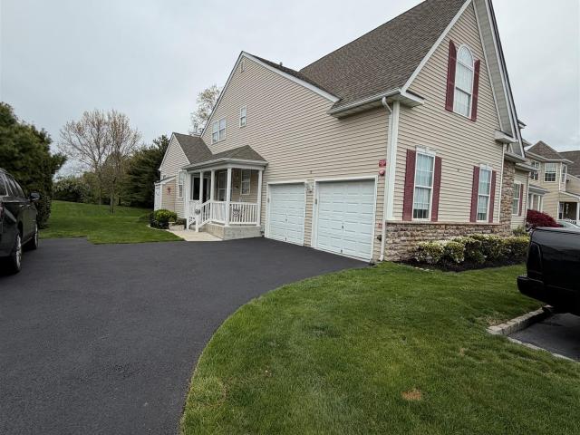 19 Meadow Pond Circle