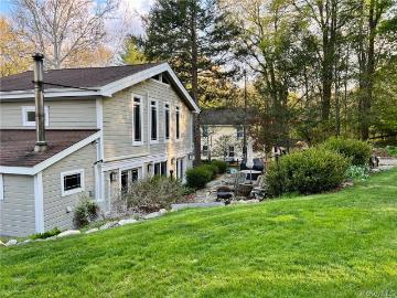 19 Mill Ln, Stanfordville, NY 12581 | MLS #964181
