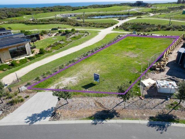 19 Moonshadow Avenue, Cape Paterson, VIC 3995