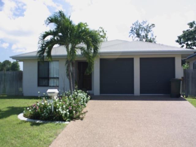 19 Moor Court, Kelso QLD 4815 House For Rent | Domain