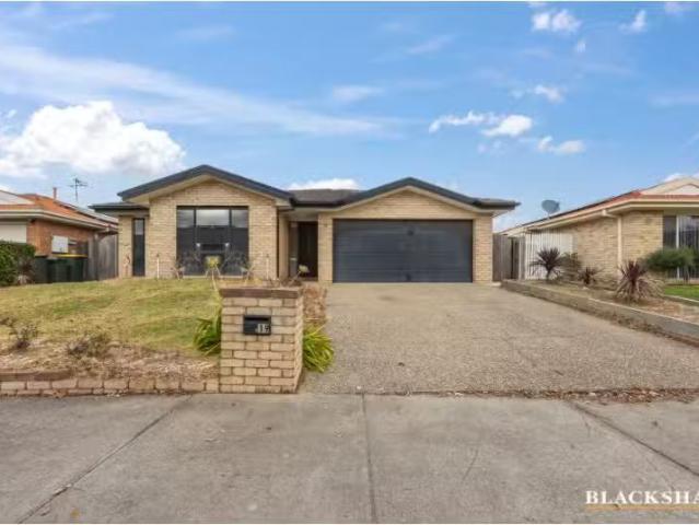 19 Mornington Street, Amaroo House for rent Listed by Taylor.