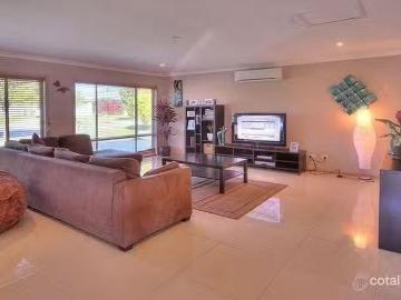 19 Nicole Place, Crestmead, QLD 4132