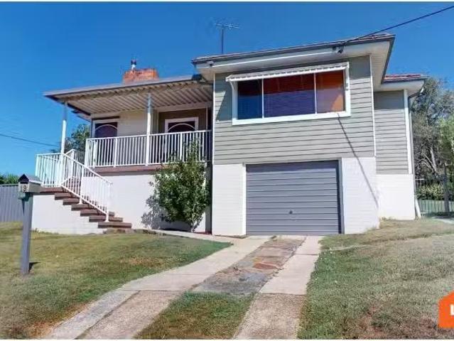 19 Northcott Avenue, East Maitland House for rent Listed by L.