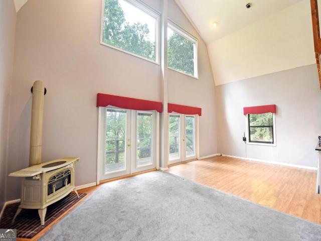 19 Pine Ridge Terrace